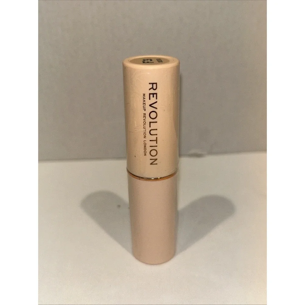 Makeup Revolution Beauty Fast Base‎ Stick Foundation, F3